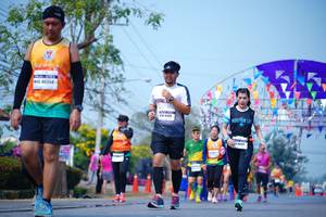 BIB: 46554, 4502
                            <button type="button" onclick="openModal(10101727)" class="btn btn-primary btn-sm float-right btn-popup" data-toggle="modal" data-target=".modal-high-quality">
                        <i class="fas fa-shopping-cart"></i> Add to Cart
                    </button>
                                            <button type="button" onclick="isThisMe(10101727, true)" class="btn btn-success btn-sm float-right btn-popup btn-isme hidden" data-toggle="tooltip" data-placement="bottom" title="นี่คือรูปของคุณใช่ไหม คลิกที่นี่เพื่อเอาเข้าอัลบั้ม">
                        <i class="fas fa-plus"></i> Add to album
                    </button>
                    <button type="button" onclick="isThisMe(10101727, false)" class="btn btn-warning btn-sm float-right btn-popup btn-isnotme hidden">
                        <i class="fas fa-ban"></i> Remove from album
                    </button>